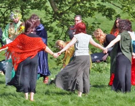 Finding Local Pagan Mentorship: Learning from Experienced Witches